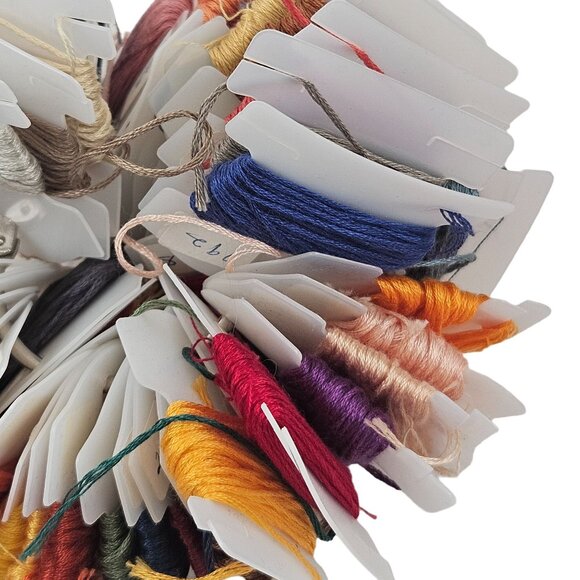 Assorted Embroidery Floss Skeins On Organizer Cards 60+ Labeled Needlepoint - Picture 4 of 8